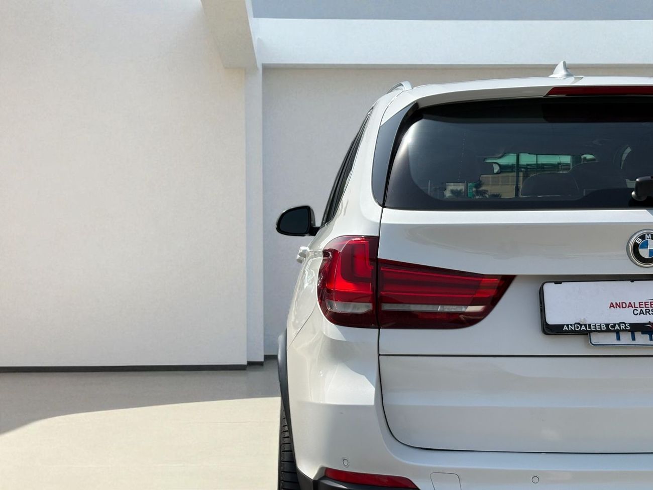 BMW X5 50i Exclusive 4.4L (5 Seater) | 2015 | GCC SPECS | Full Option