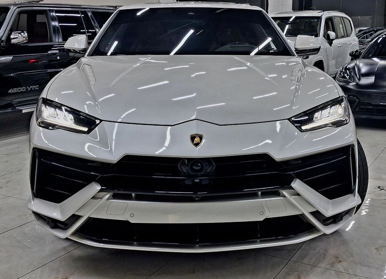 Lamborghini Urus PERFORMANTE Besboke Edition AD PERSONAM