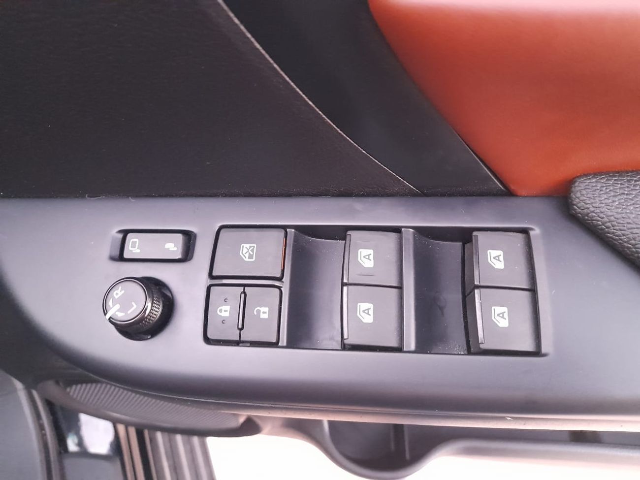 تويوتا فورتونر 4.0L VXR