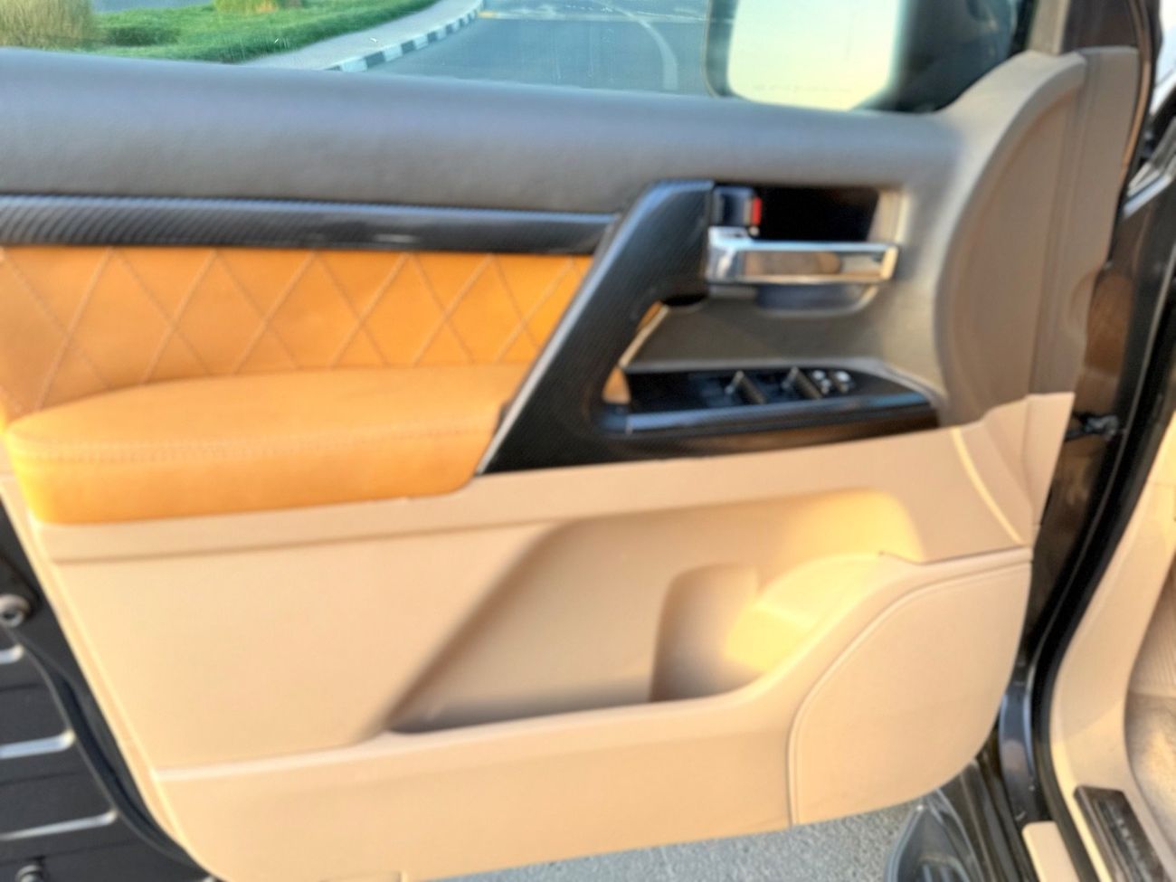 تويوتا لاند كروزر Toyota landcuriser GXR V6 2015 facelifted 2025