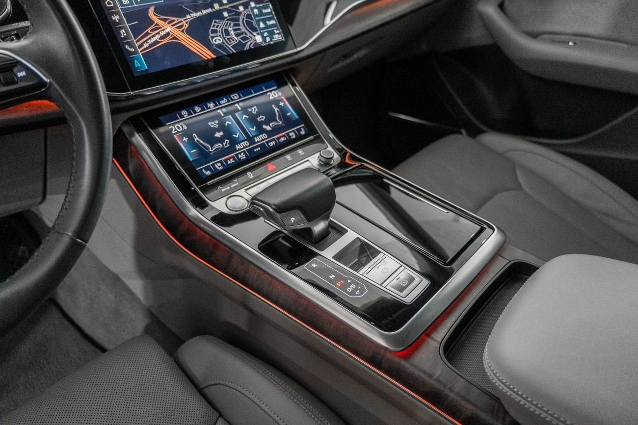 Audi Q8 55 TFSI quattro S-Line