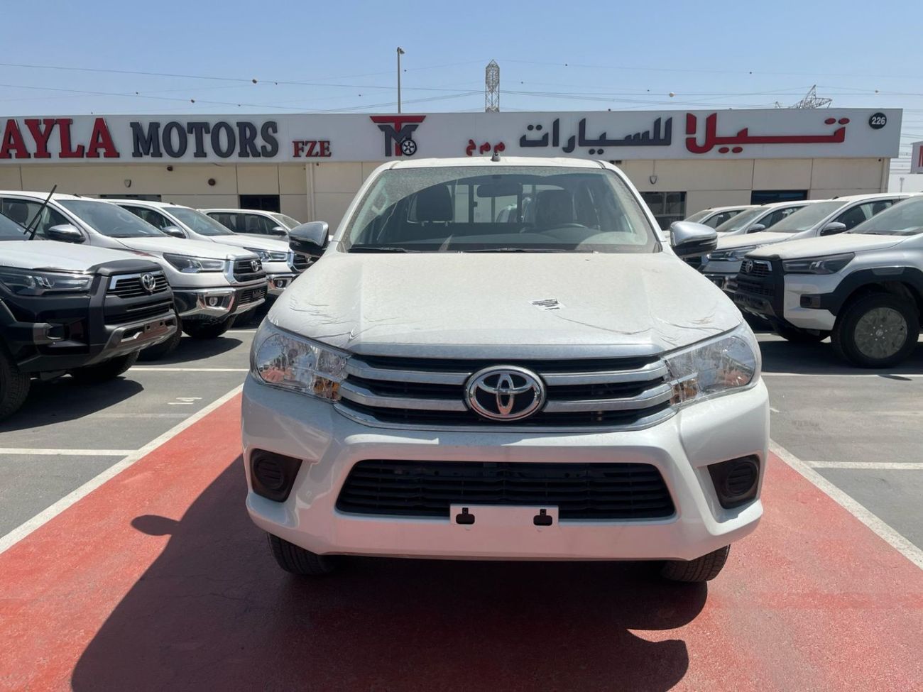 Toyota Hilux TOYOTA HILUX 2.7L AT 2025 BASIC