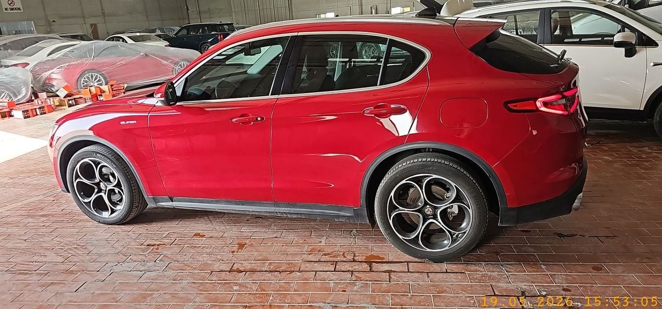 Alfa Romeo Stelvio SUPER 2.0