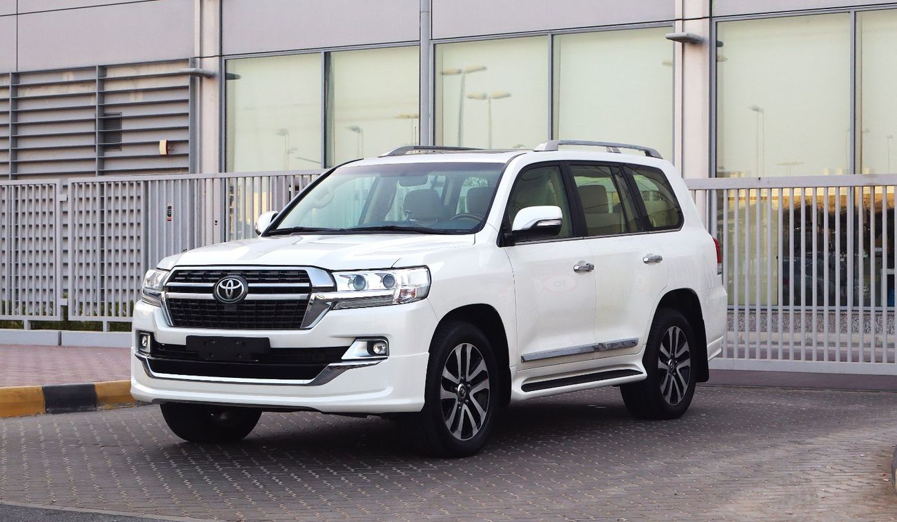 Toyota Land Cruiser VXR 5.7L 4WD