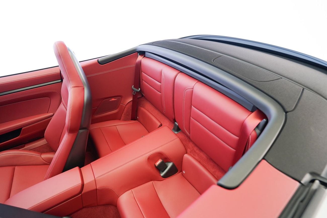 بورش 911 CARRERA GTS CABRIOLET