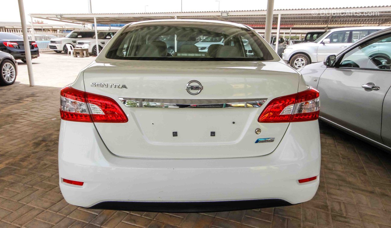 Nissan Sentra - GCC Specs - New condition inside and out - price is negotiable