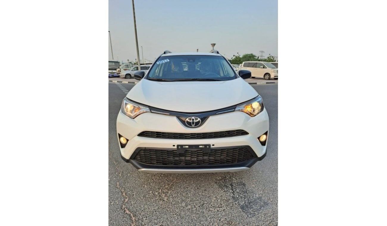 تويوتا راف ٤ TOYOTA RAV4 VERY CLEAN CAR