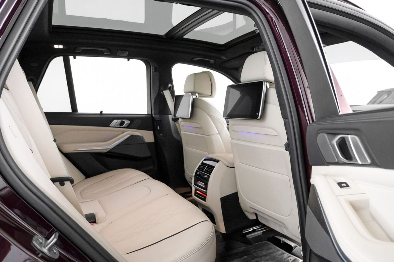 BMW X5 M50i 4.4L
