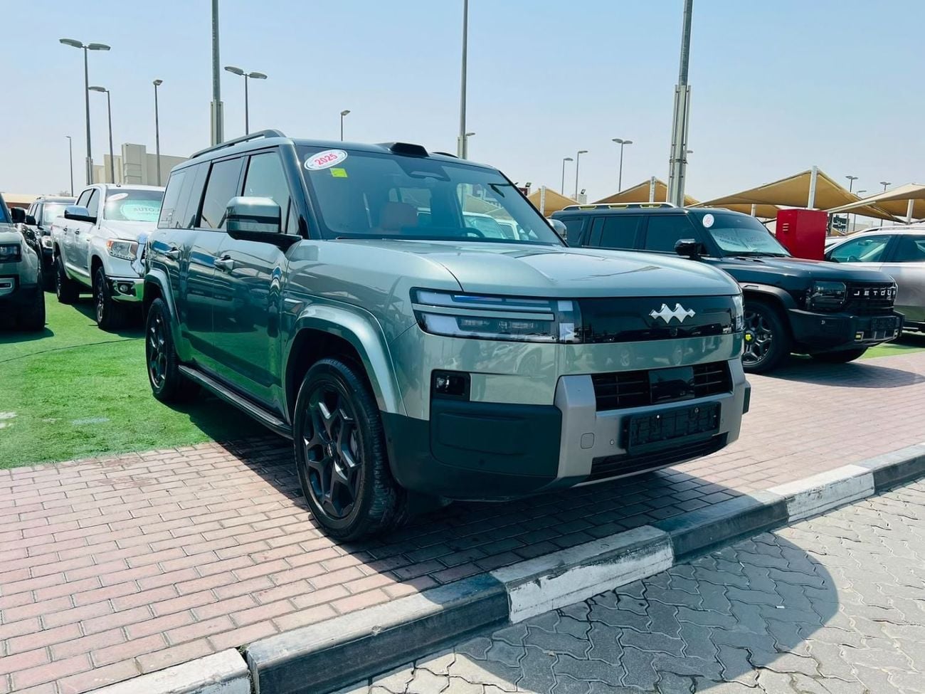 بي واي دي ليوبارد 7 STD  (NON GCC)