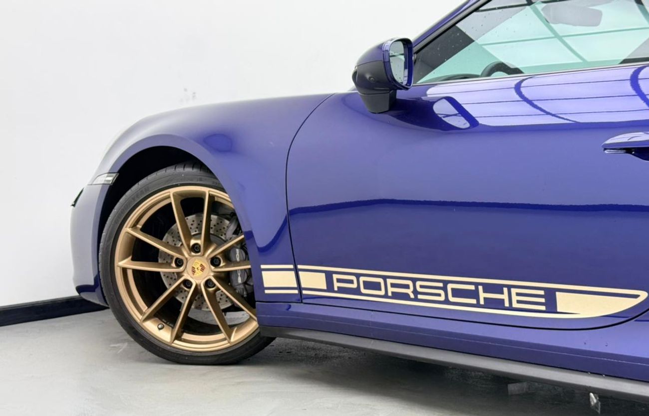 بورش 911 2024 Porsche 911 Carrera, 2026 Porsche Warranty, Full Porsche Service History, Very Low Km, GCC