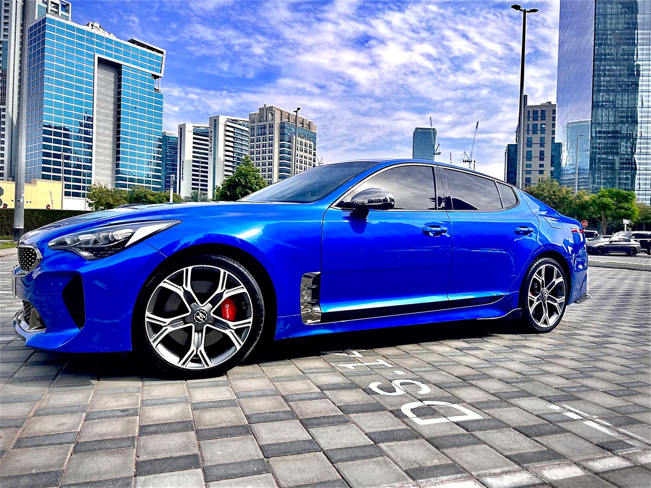 Kia Stinger GT V6 3.3 twin turbo RWD