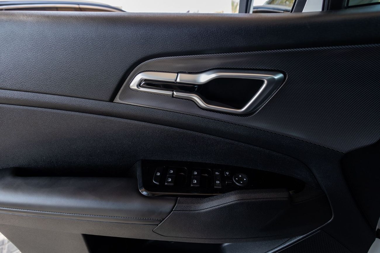 كيا سبورتيج EX 2.0L