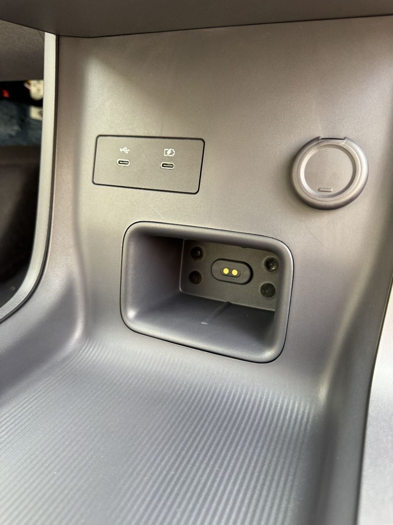 نيسان N6 Nissan N6 180 Max 2025 – Plug-in Hybrid