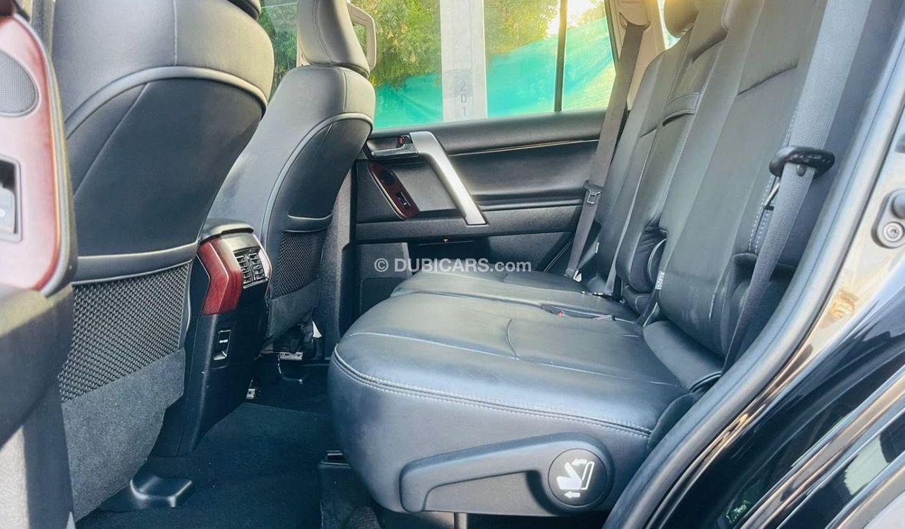 Toyota Prado Kakadu TZG 1/2016 Diesel Fully Loaded Premium Condition [Right Hand Drive]