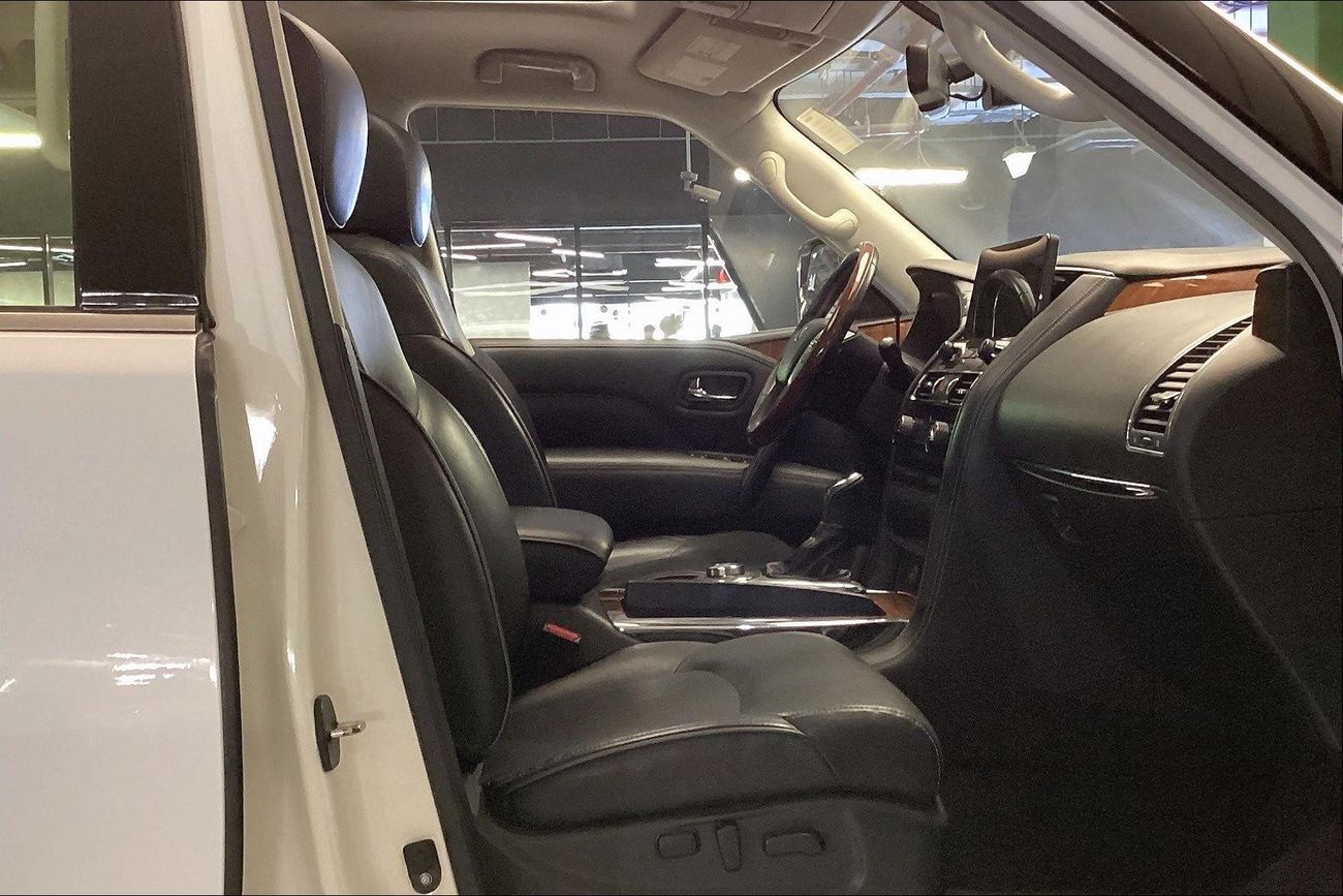 Infiniti QX80 Luxe Sensory (7 Seater) | Guaranteed Warranty | 0 Down Payment