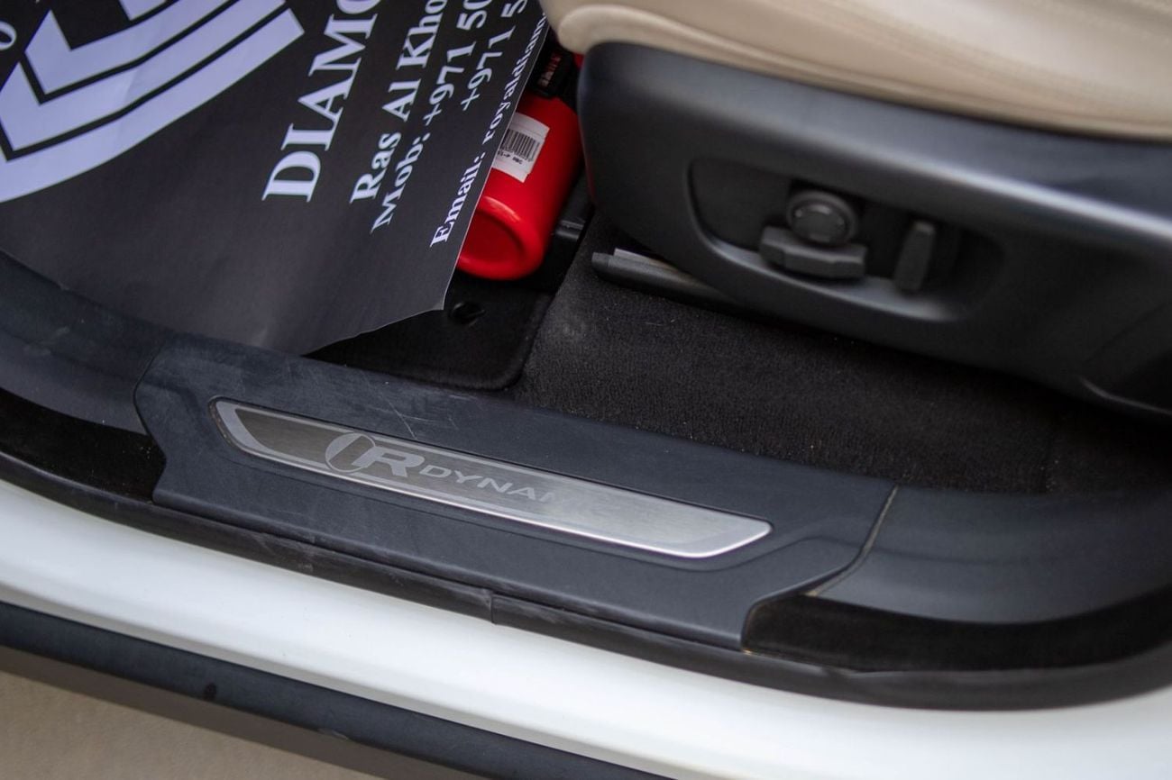 Land Rover Range Rover Velar P250 R-Dynamic 2.0L