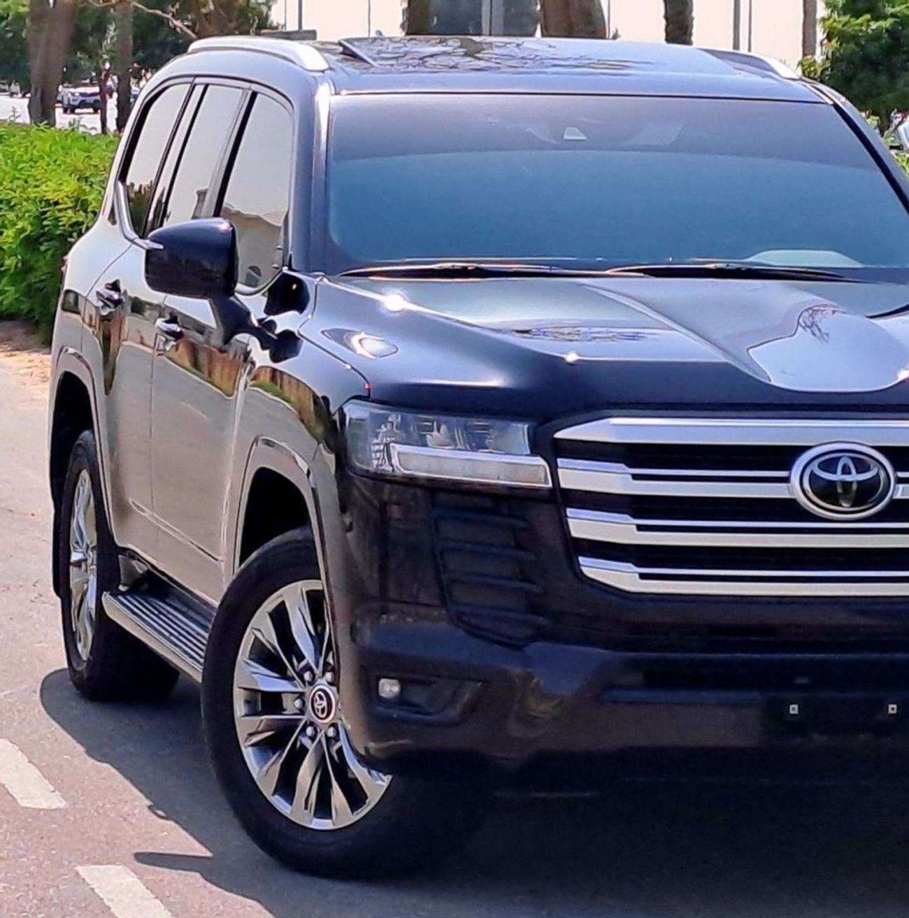 تويوتا لاند كروزر GXR 4.0L 2022 4.0L GCC (3580/-MONTHLY)