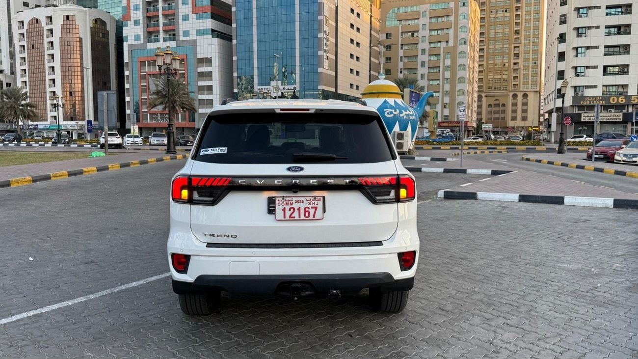 فورد ايفرست Trend 2.0 Liter Bi- Turbo Right Hand Drive
