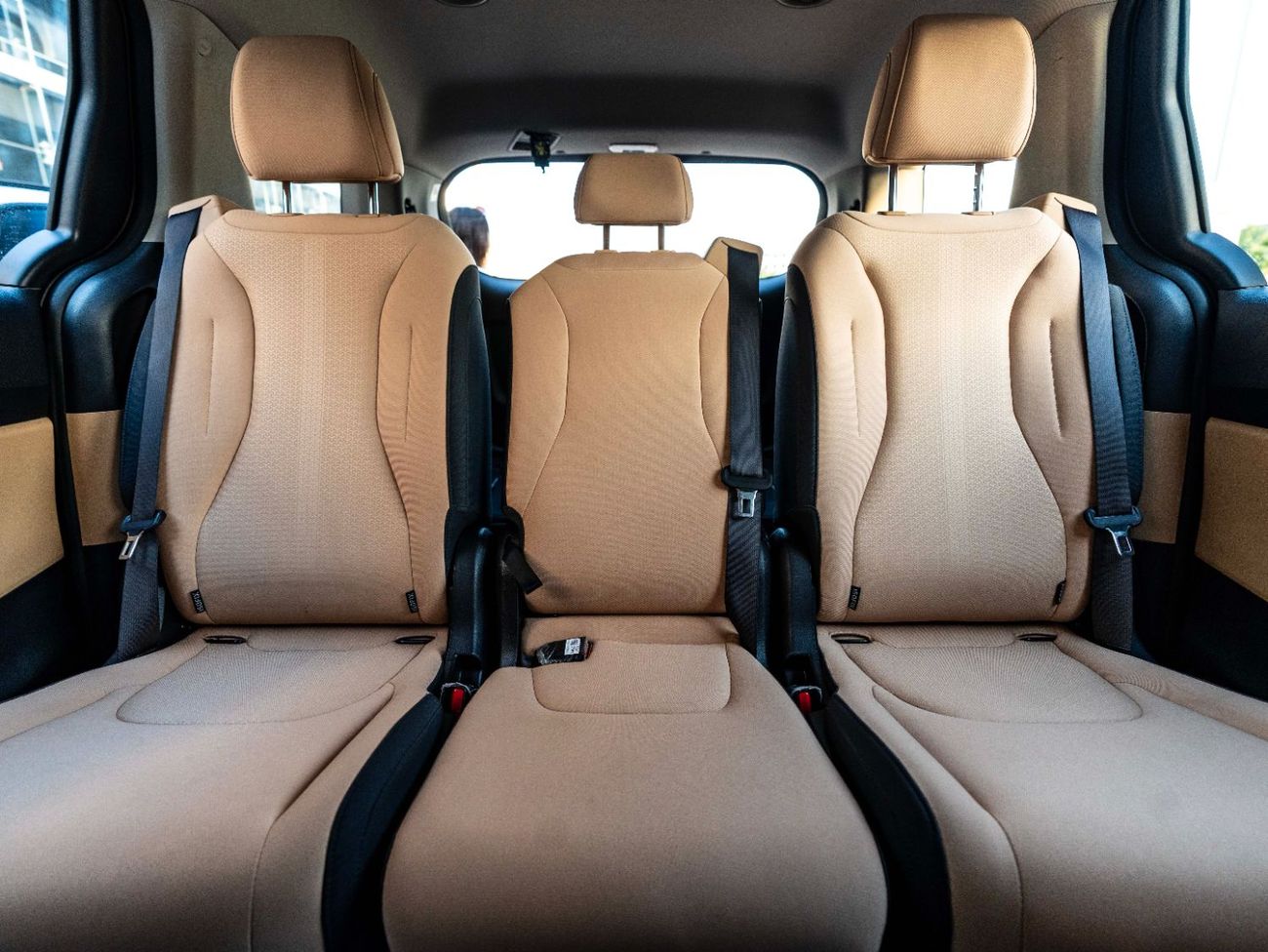 كيا كارنيفال LX