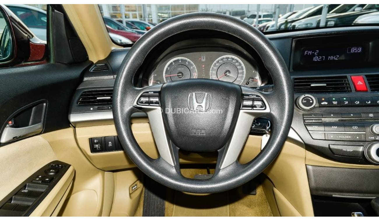 Honda Accord Gulf without accidents, red color inside beige, cruise control in excellent condition, you do not ne
