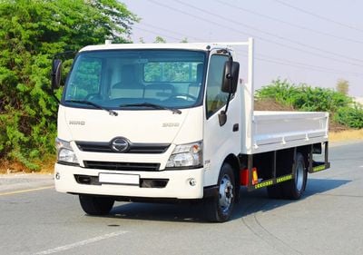 Hino 300 CARGO
