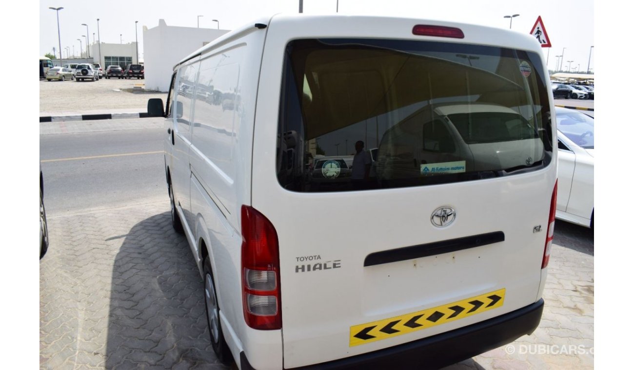 Toyota Hiace GL - Standard Roof Toyota Hiace Std Roof Van, Model:2016. Free of accident