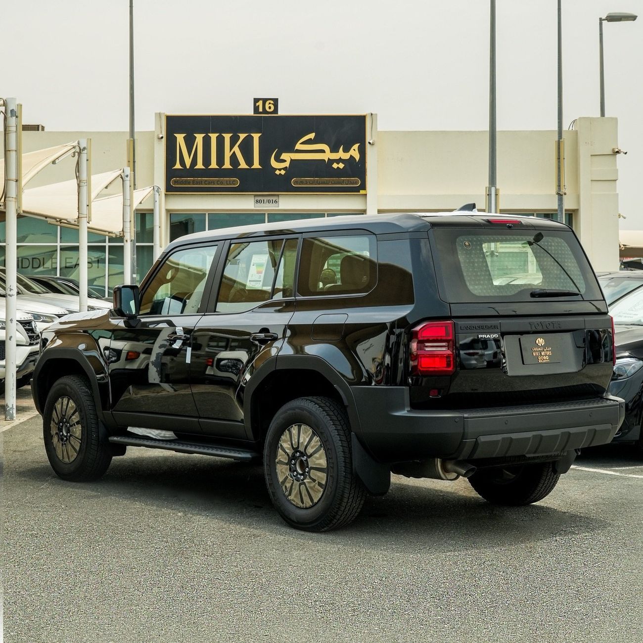 تويوتا برادو Prado 2.4 Petrol 2025