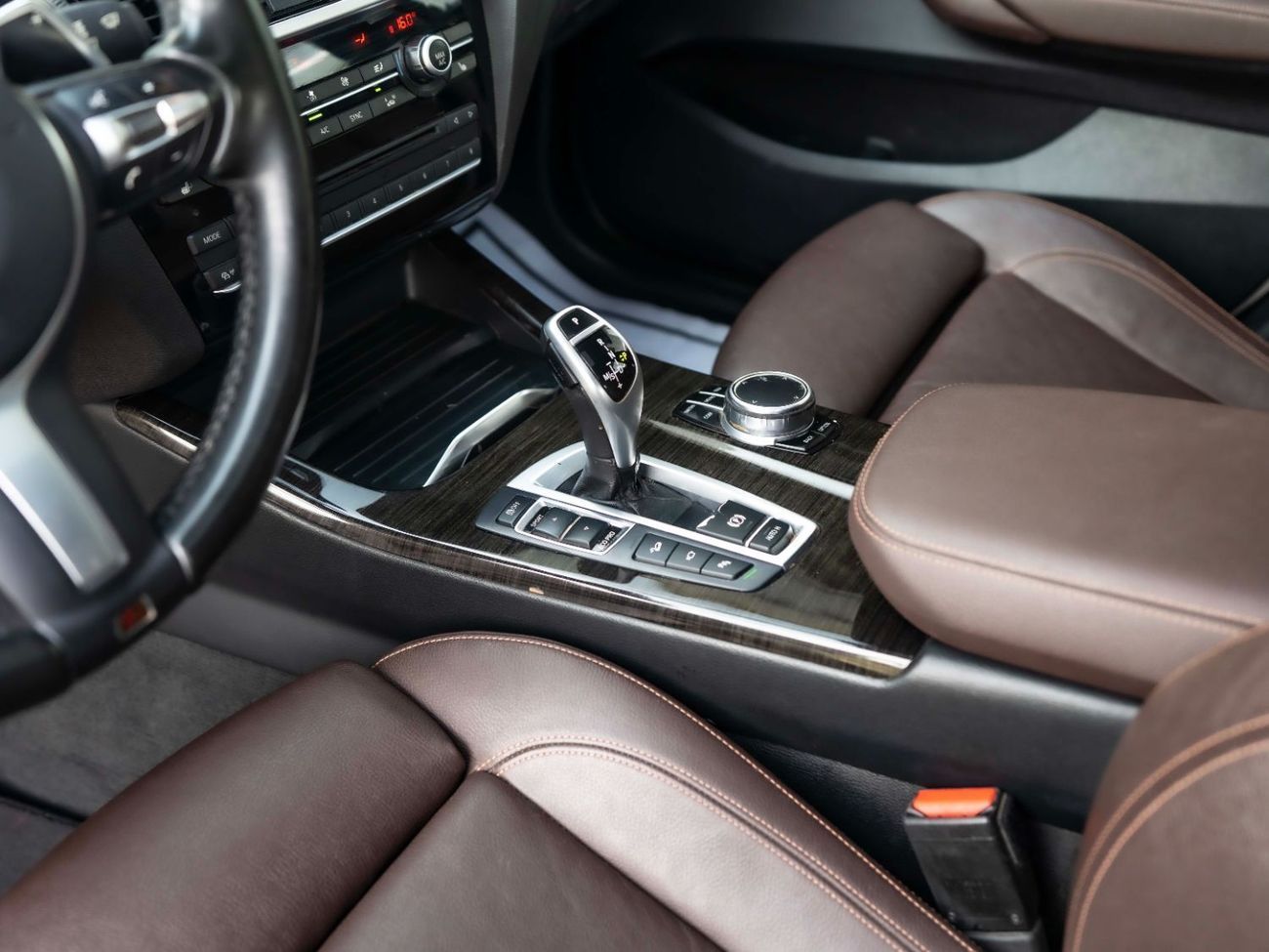 بي أم دبليو X4 xDrive 28i 2.0L