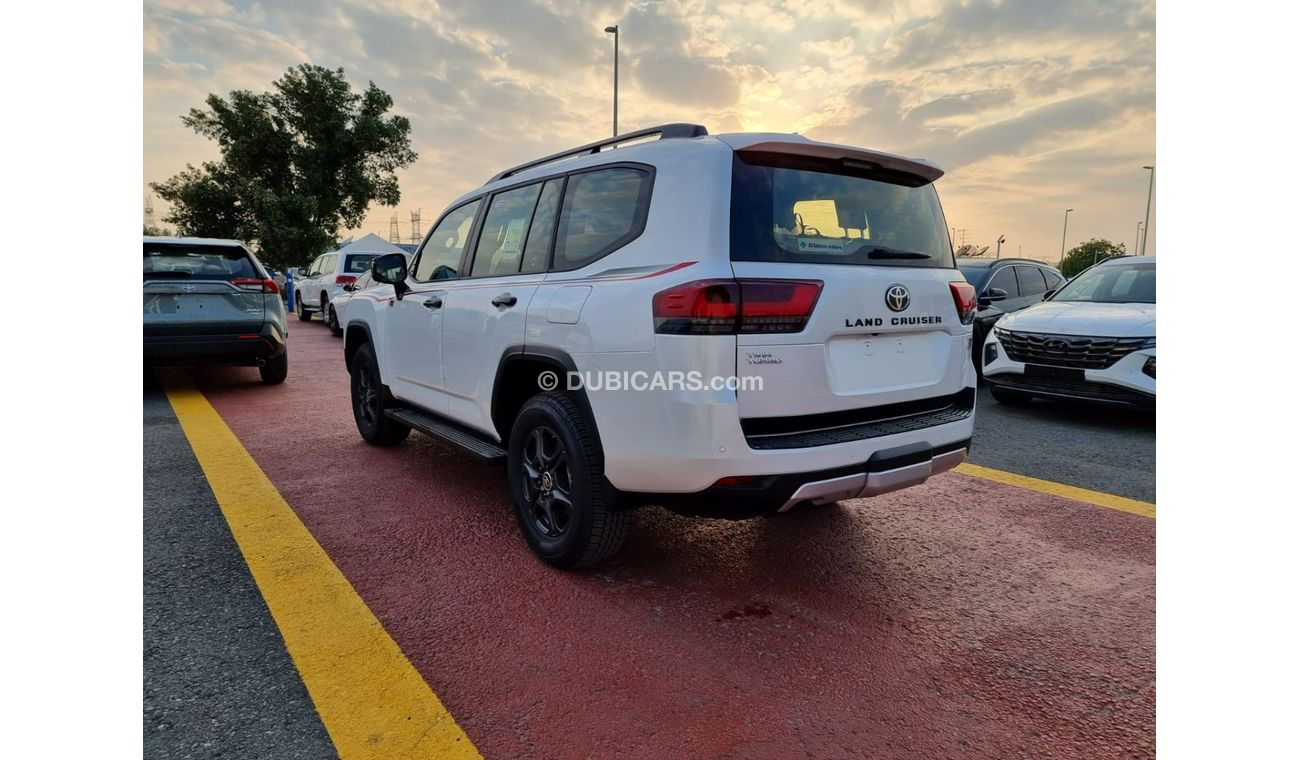 تويوتا لاند كروزر LandCruiser GR Sport خليجي 3.5L Twin Turbo Full Option with Radar & 360 Degree Camera Model 2022