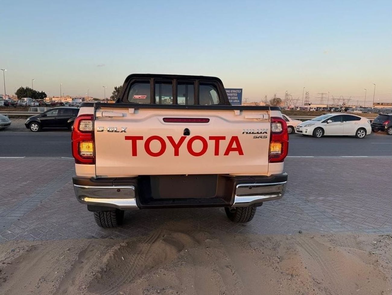 Toyota Hilux S GLX 2.7L AWD A/T