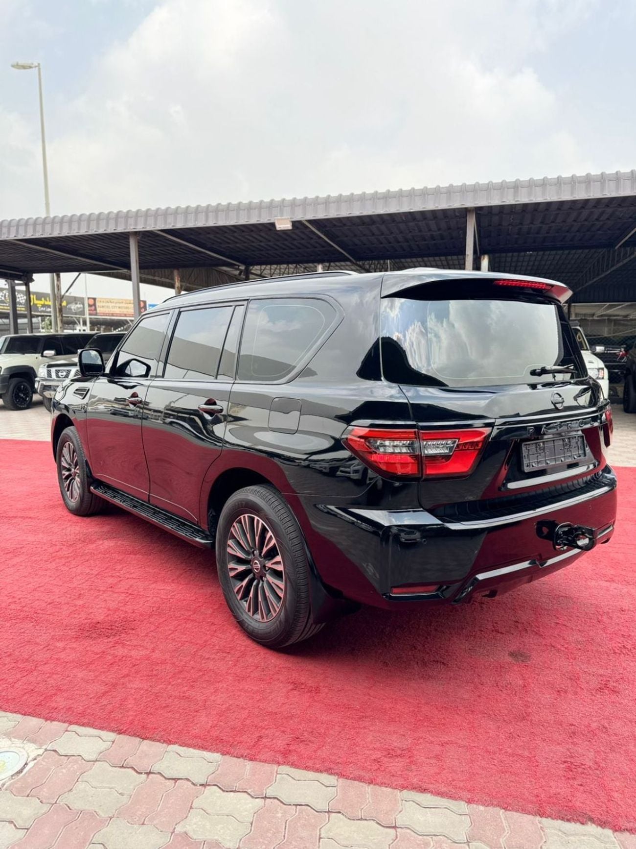 Nissan Patrol LE PLATINUM CITY 5.6L