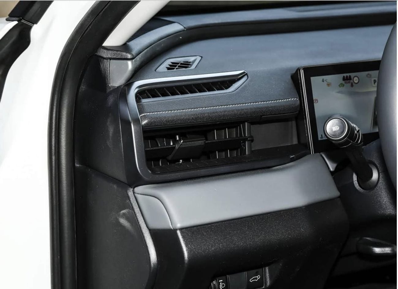 تويوتا راف ٤ Toyota RAV4 Luxury Hybrid 2WD تويوتا RAV4 الفاخرة 2.0 لتر هجينة دفع ثنائي