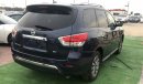 Nissan Pathfinder بيع او مبادله