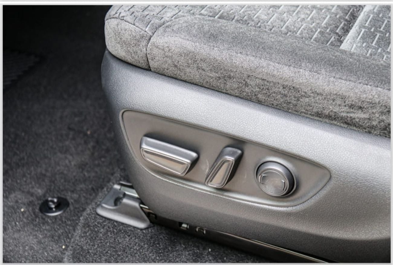 Toyota Land Cruiser TOYOTA LAND CRUISER GXR 4.0 BASIC WHITE/BEIGE 2026