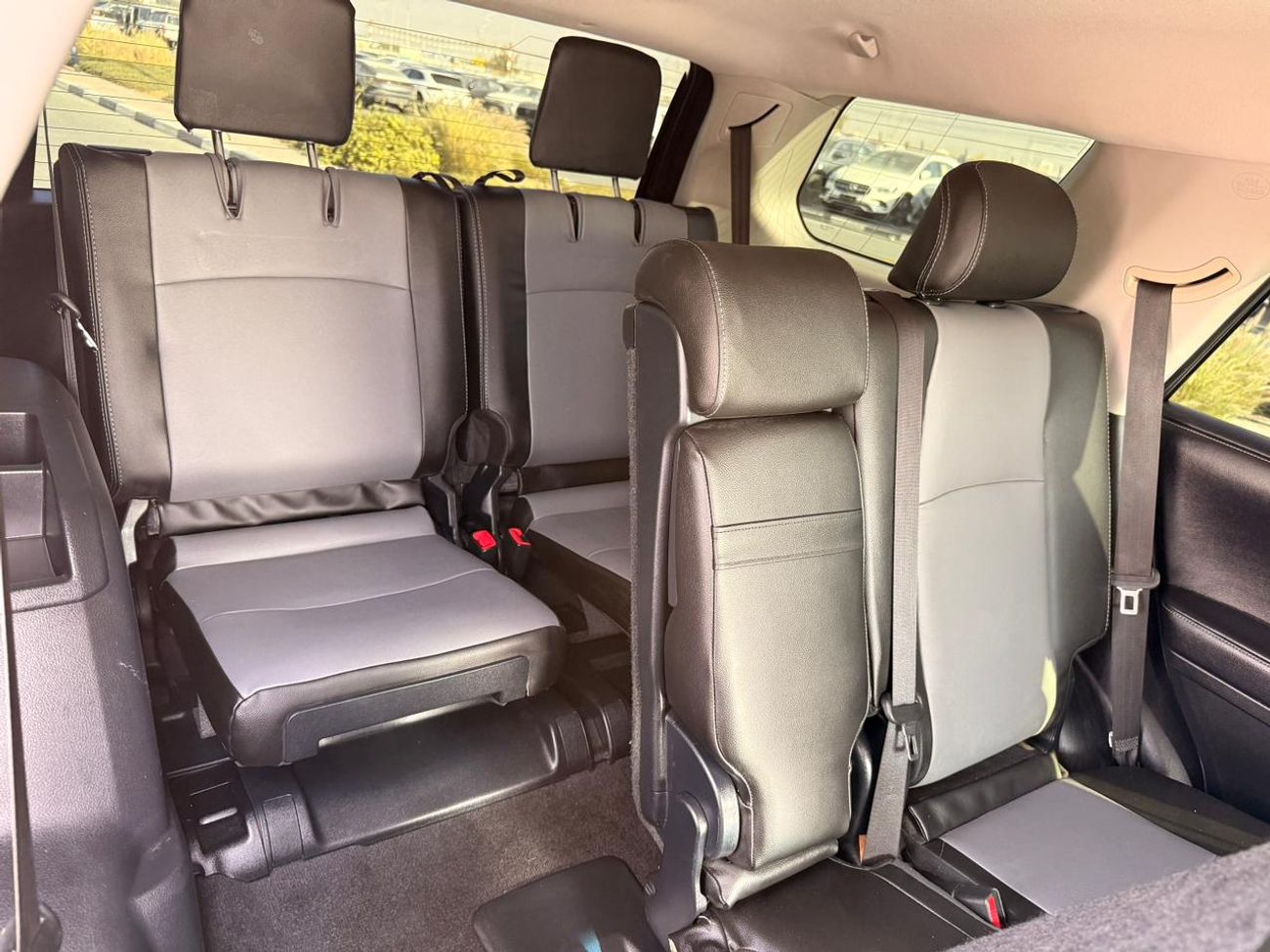 Toyota 4Runner SR5 premium 4WD  7 seater 2016