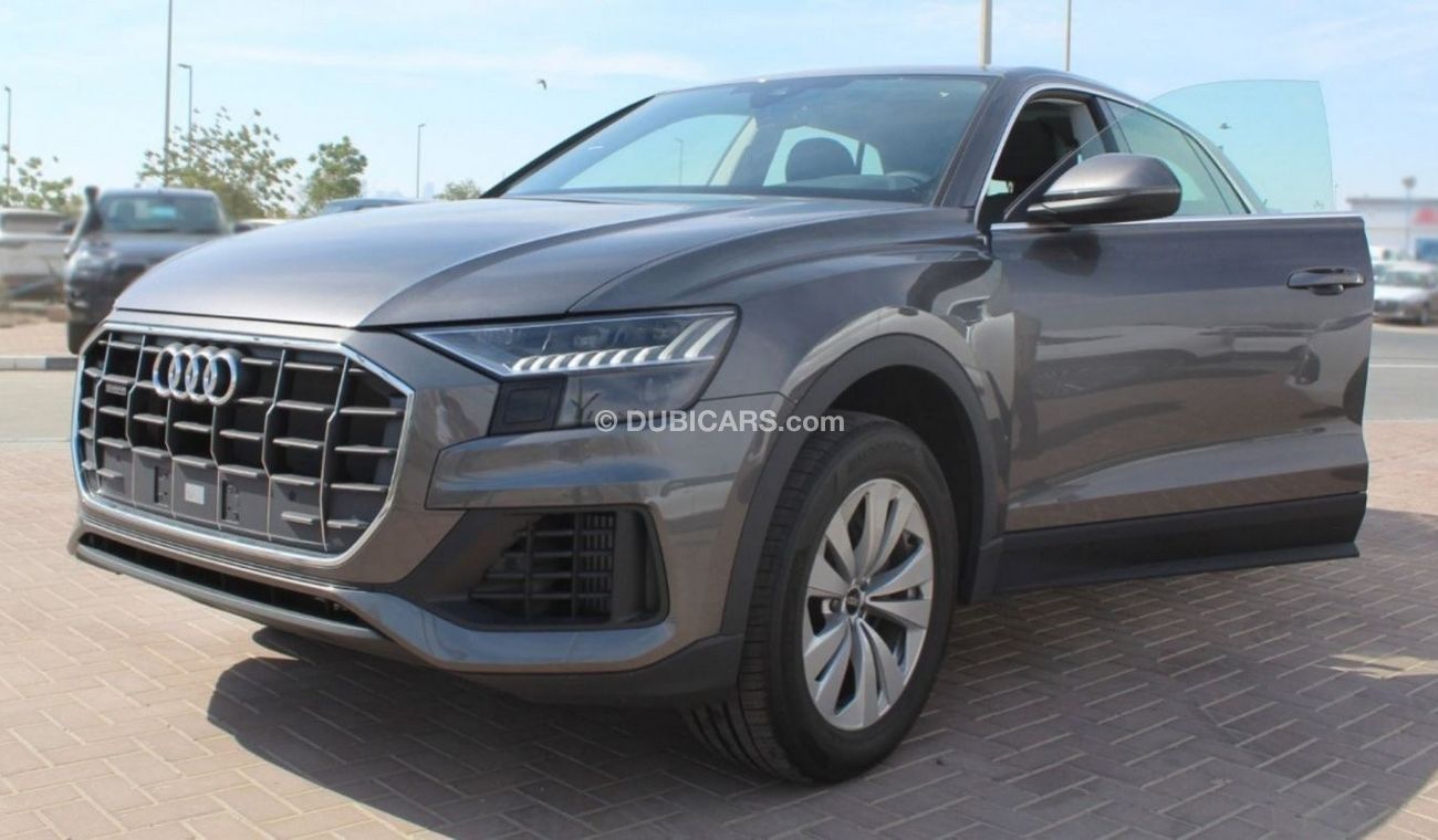 أودي Q8 AUDI Q8 4.0L 55 TFSI QUATTRO (Export and Local)