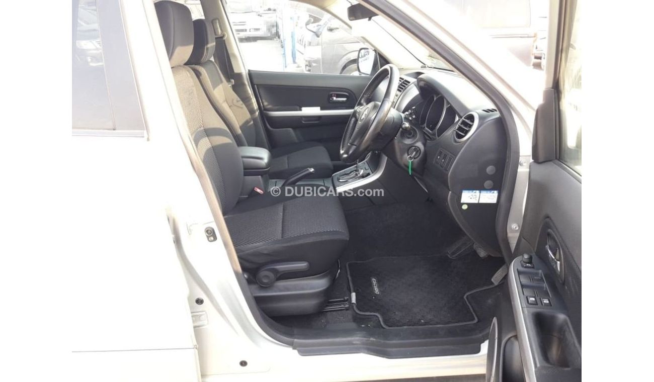 Suzuki Escudo Suzuki Escudo RIGHT HAND DRIVE (Stock no PM 227 )
