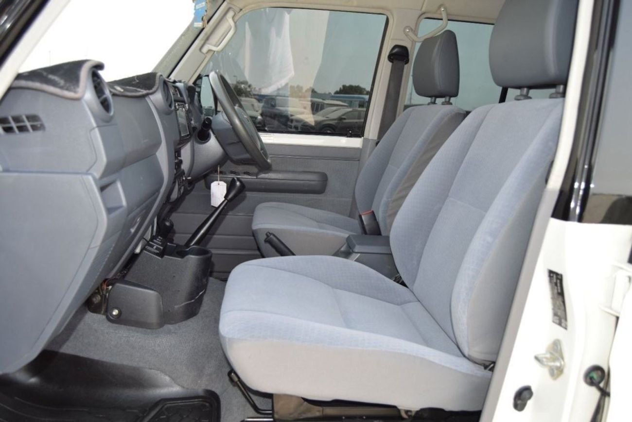 Toyota Land Cruiser Pick Up Double cabin