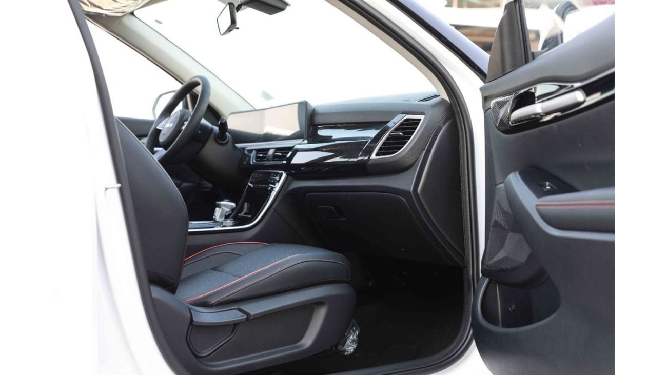 Kia Seltos 2024 KIA SELTOS 1.5 DELUXE - White inside Black | Export Only