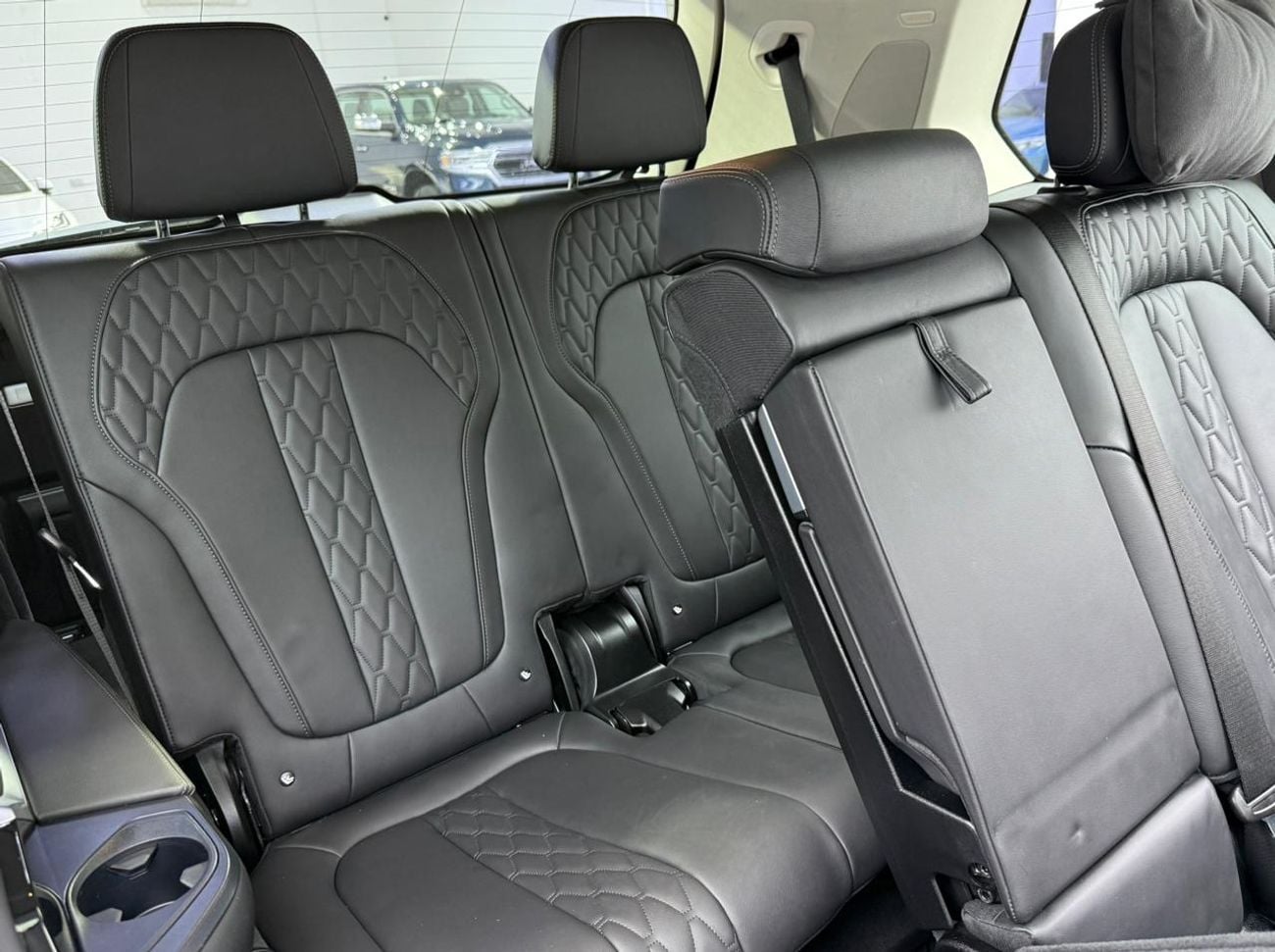 بي أم دبليو X7 2024 BMW X7 xDrive40i SE, 2028 BMW Warranty, Full BMW Service History, 7 Seater, GCC