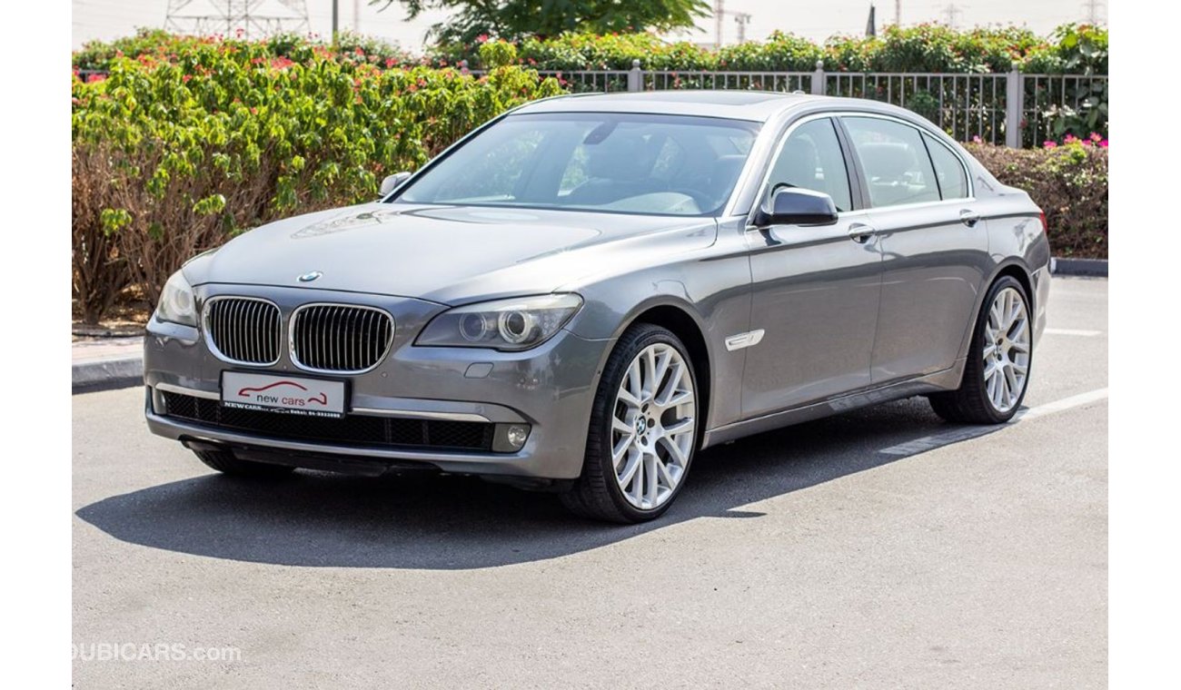 BMW 730Li BMW 730LI - 2012 - GCC - ASSIST AND FACILITY IN DOWN PAYMENT - 1385 AED/MONTHLY