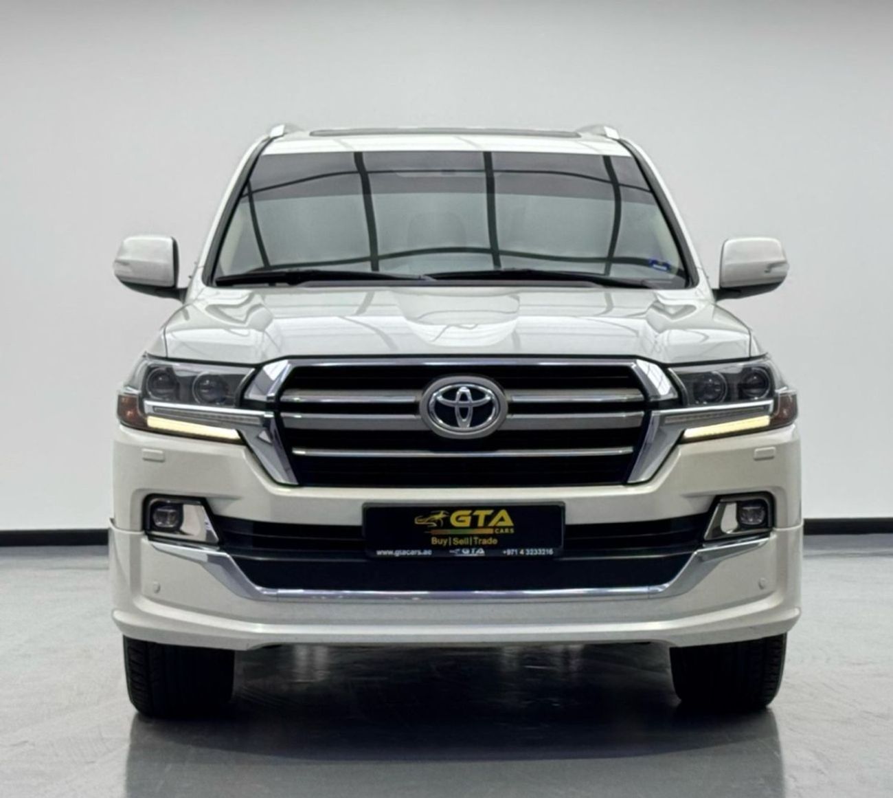 Toyota Land Cruiser GXR 4.6L 2019 Toyota Land Cruiser GX-R, 1 Year Warranty, Full Agency Service History, GCC