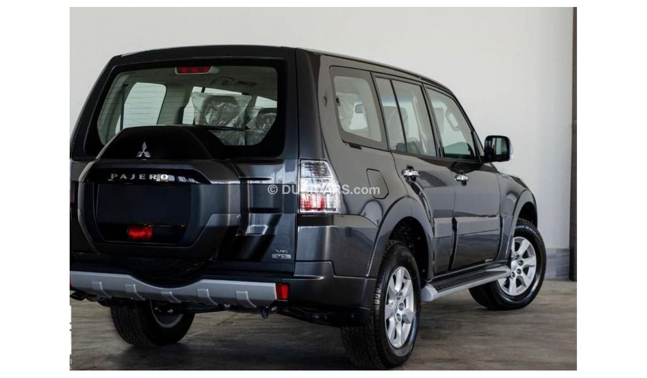 Mitsubishi Pajero 3.5 L V | V6 MODEL 2022