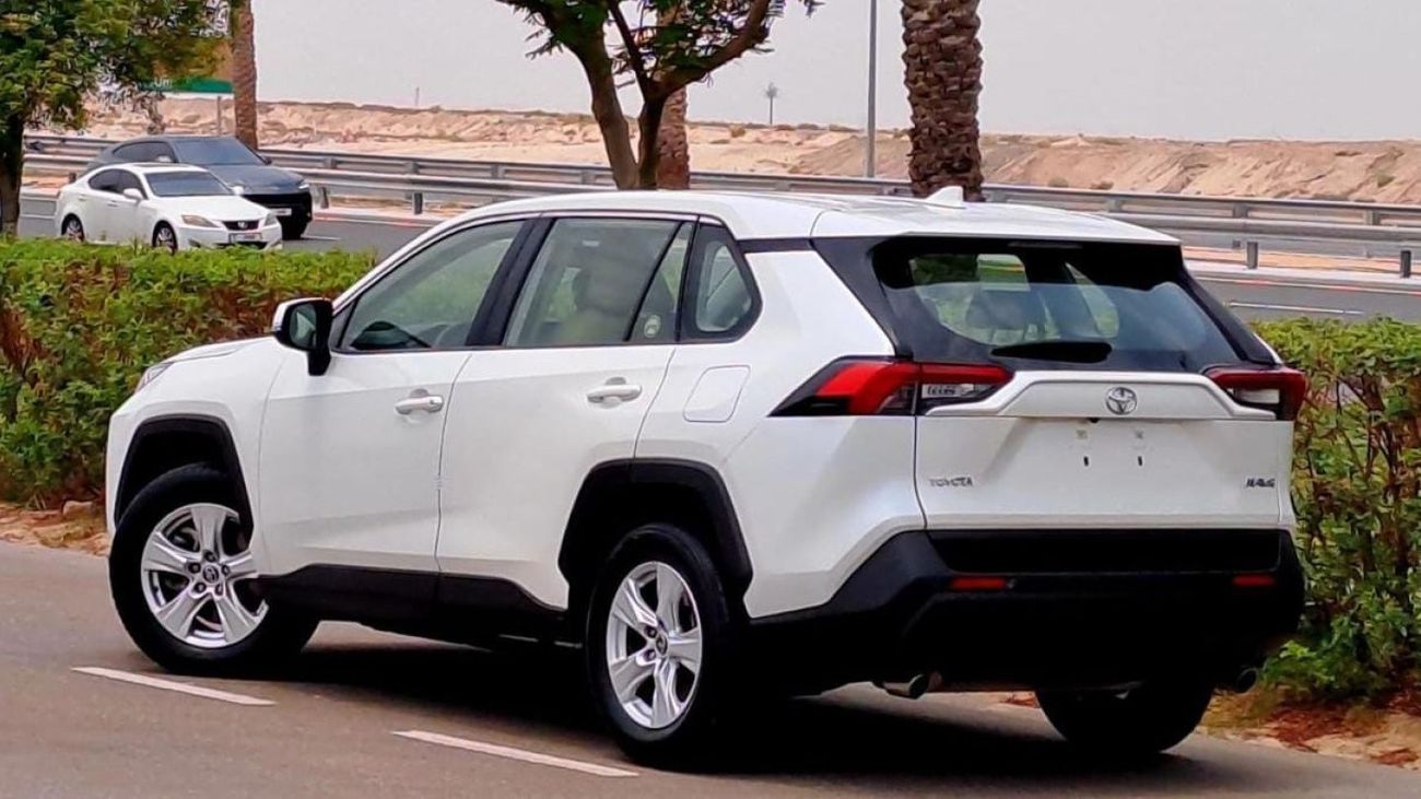 Toyota RAV4 EX 2021 2.5L GCC (1370/-Monthly)