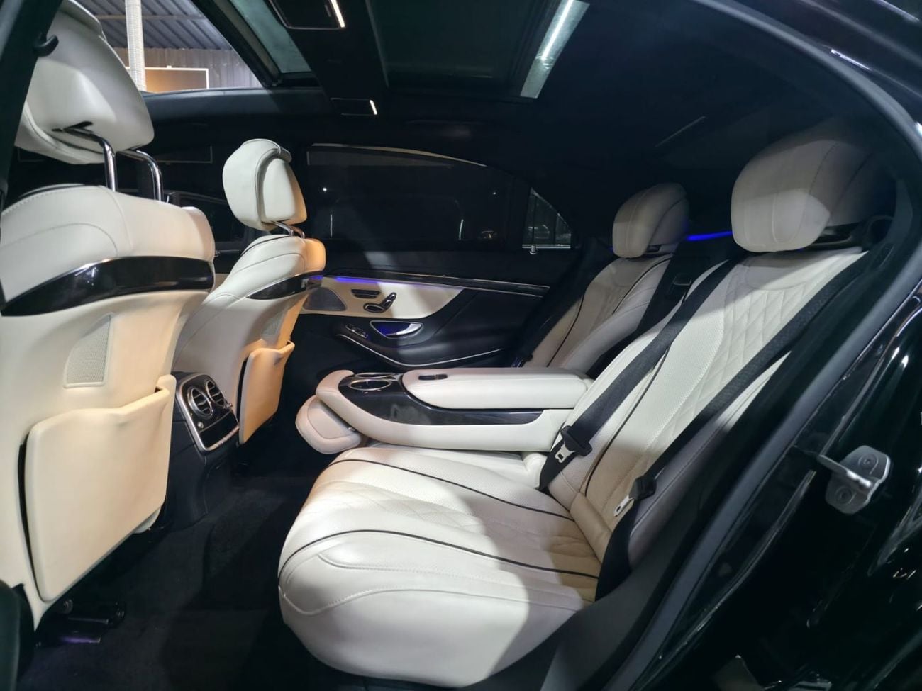 Mercedes Benz S550