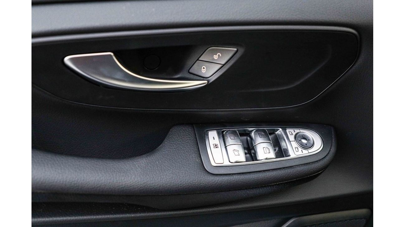 Mercedes Maybach V250 Maybach 2024 Mercedes Benz V250S 2.0 XL w/o R.Seat - Obsidian Black Metallic inside Santos Black (Fabric) | 