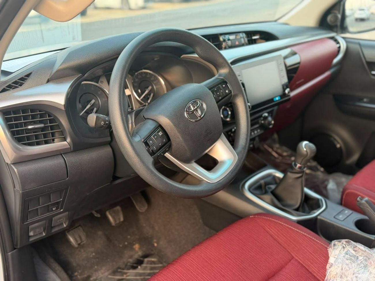 Toyota Hilux GLX FULL PUSH START MANUAL