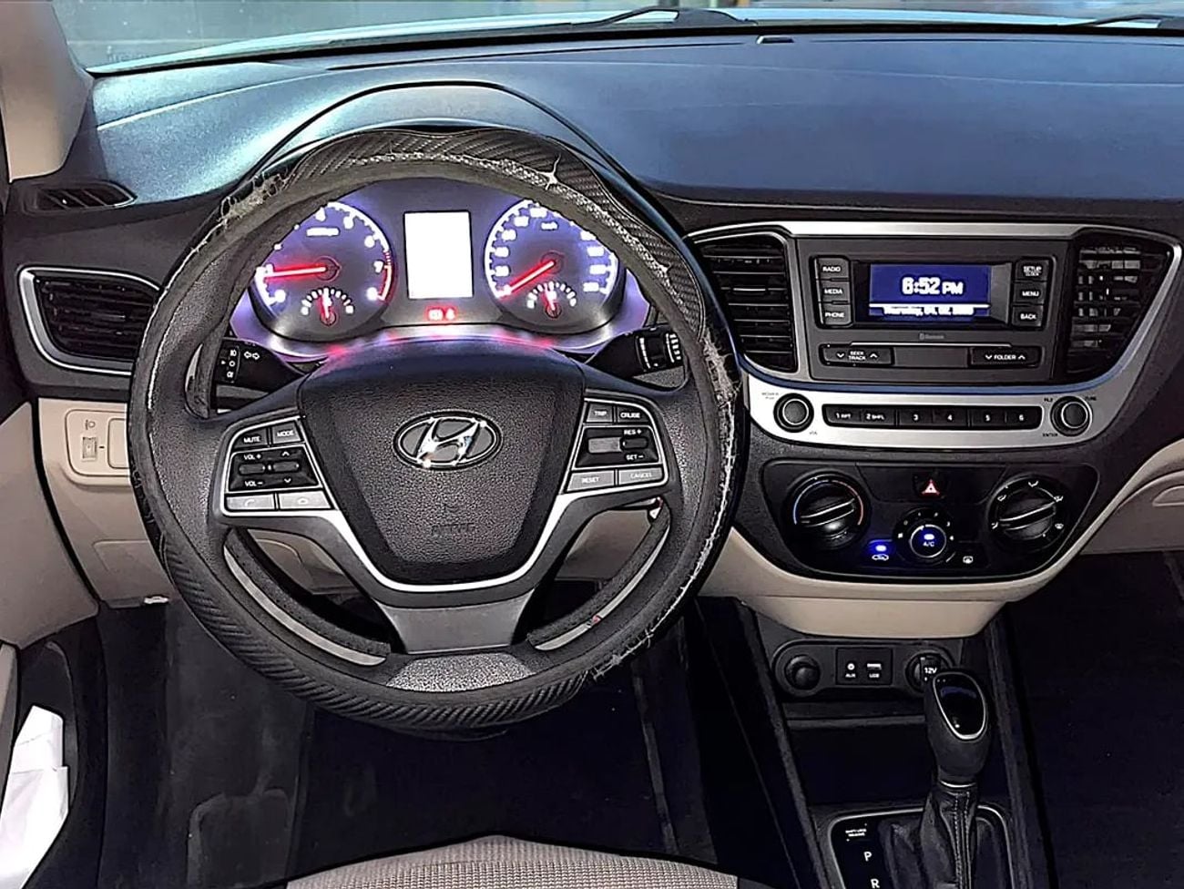 Hyundai Accent 478 P.M | GL - GCC Specs - Excellent Condition