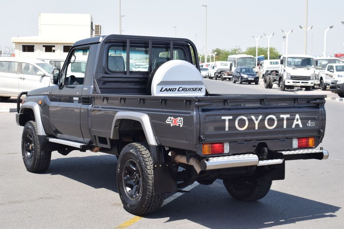 Toyota Land Cruiser Pick Up PICKUP DLX 4.5L