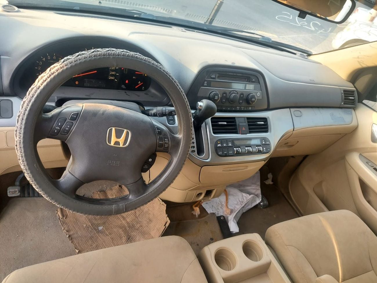 هوندا أوديسي EX 3.5L PETROL AUTOMATIC TRANSMISSION